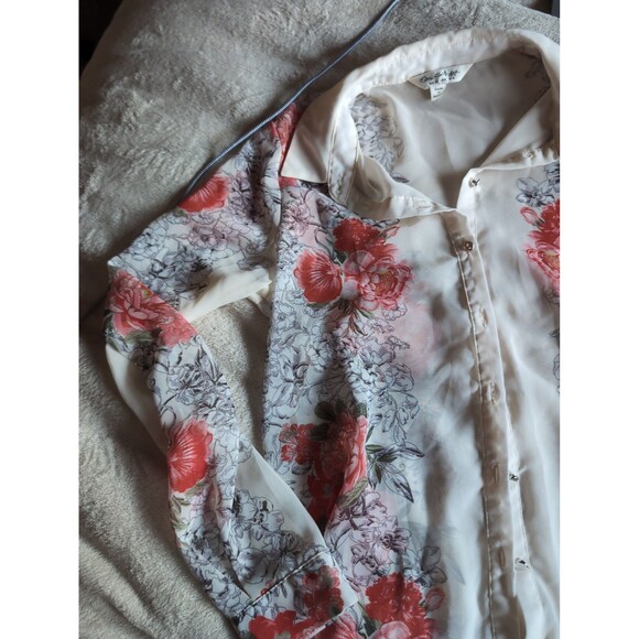 Miss Selfridge floral see through button up top size small - Picture 3 of 5